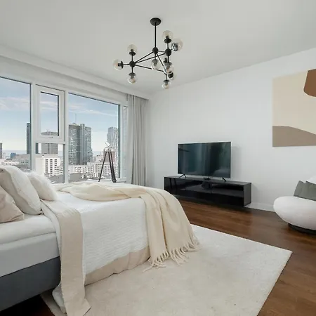 Premium Lux Unique Tower Heart Of By Renters Prestige Apartment *