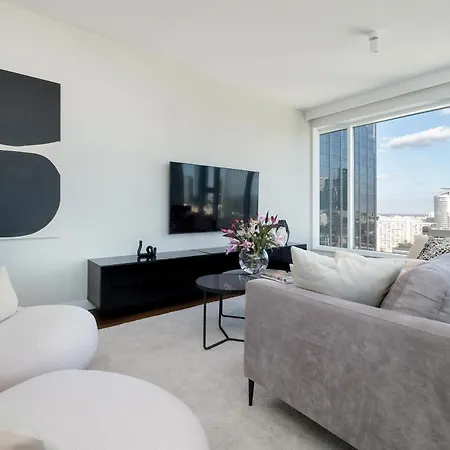 Premium Lux Unique Tower Heart Of By Renters Prestige *